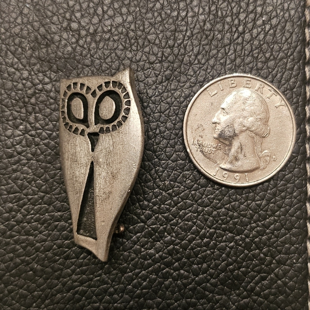 Vintage R Tennesmed Sweden Pewter Owl Brooch
